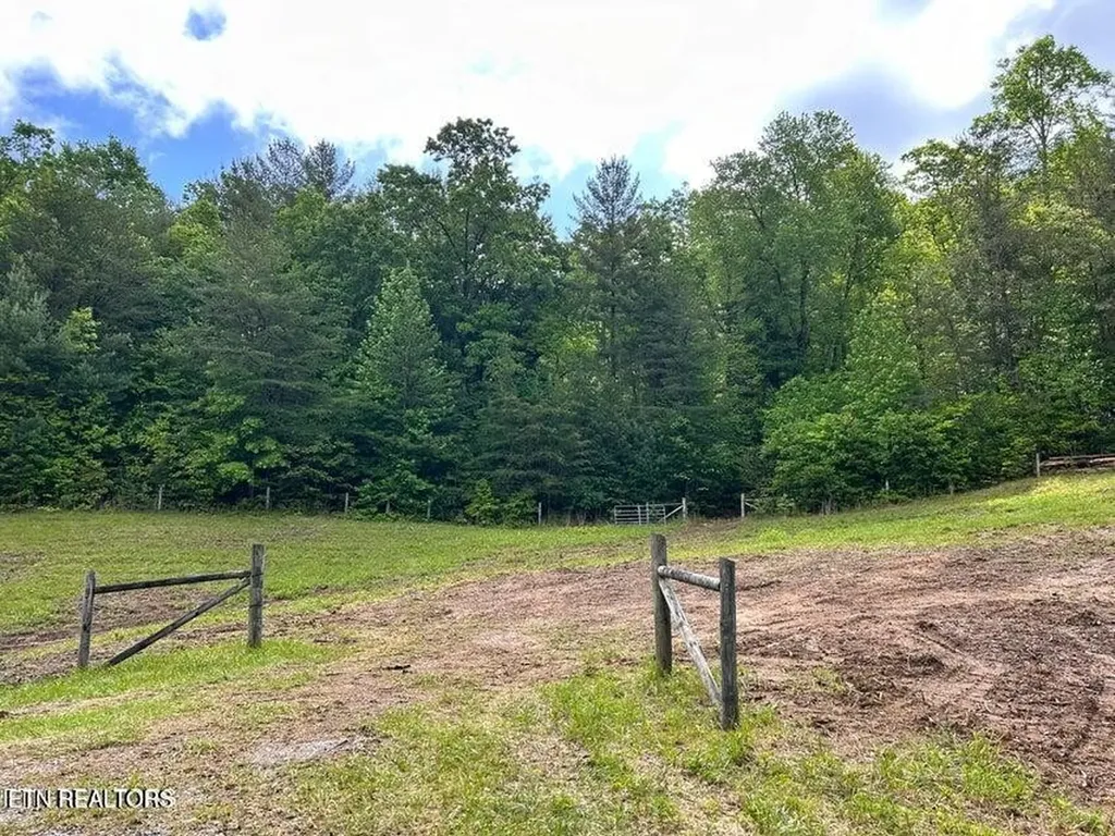 188 Dalton Branch Road Tellico Plains TN 37385