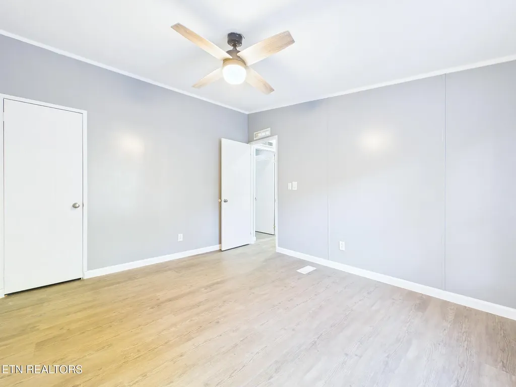 43 Glenn Drive Madisonville TN 37354