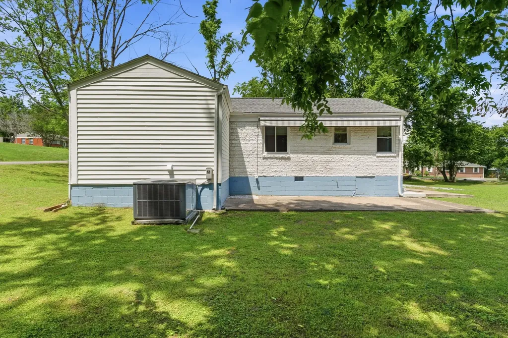 800 Oak Street Nashville TN 37216