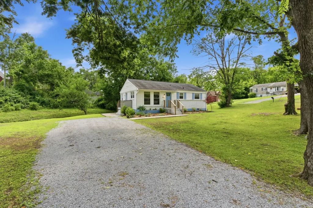 800 Oak Street Nashville TN 37216
