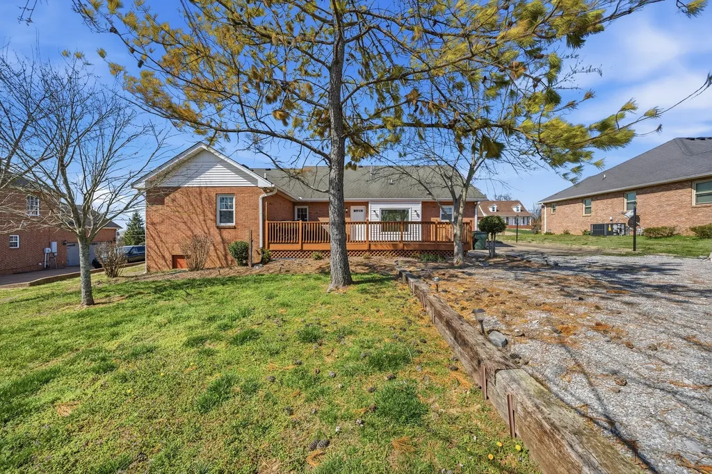 415 Woodlands Drive Gallatin TN 37066