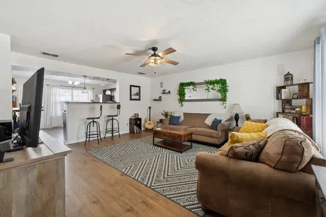 5007 73rd Avenue La Vergne TN 37086