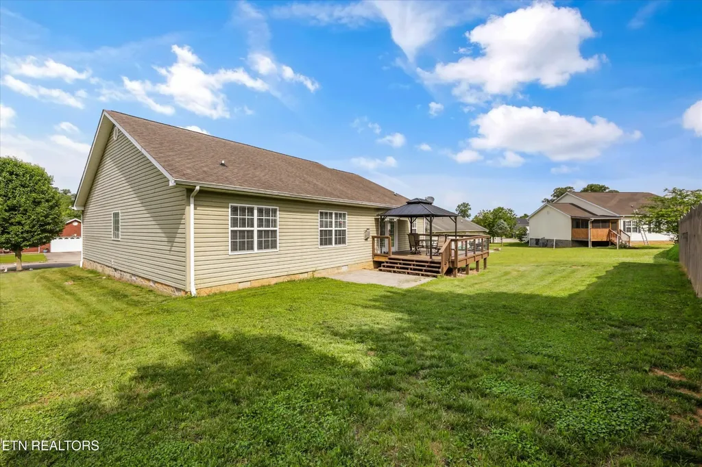 118 Cornerstone Circle Clinton TN 37716