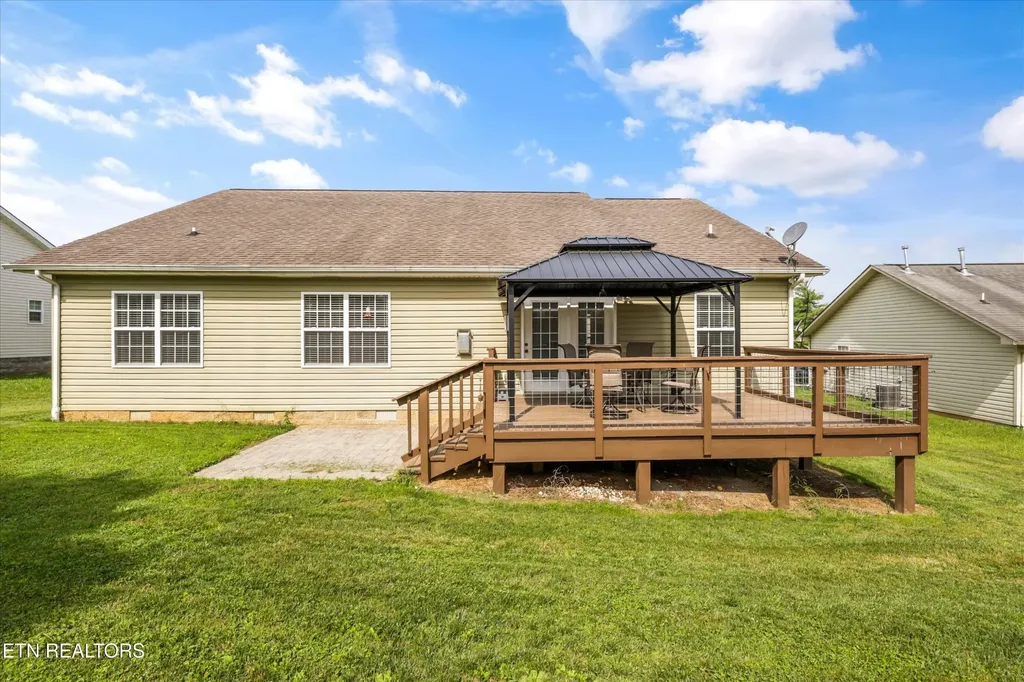 118 Cornerstone Circle Clinton TN 37716
