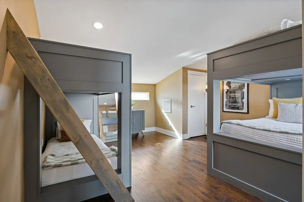 2001 Convent Place Nashville TN 37212