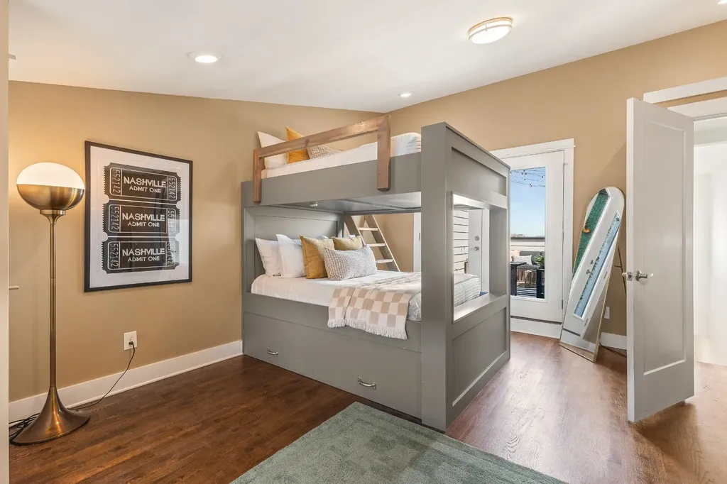 2001 Convent Place Nashville TN 37212