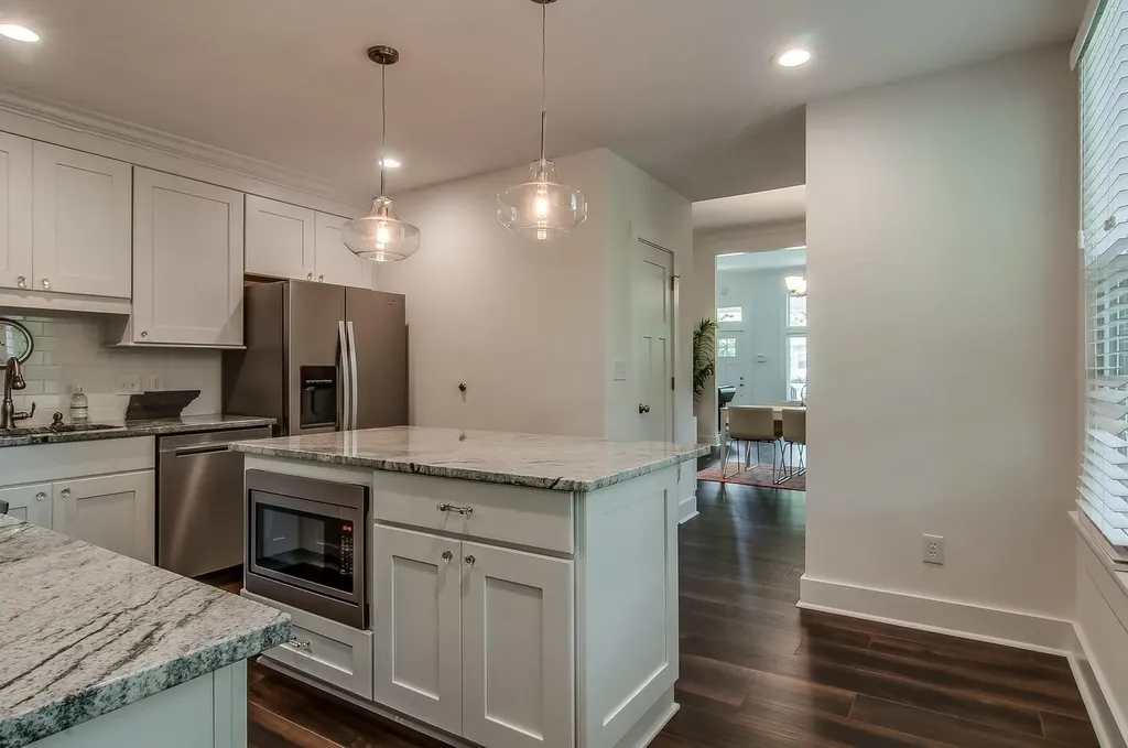 11 Waters Avenue Nashville TN 37206
