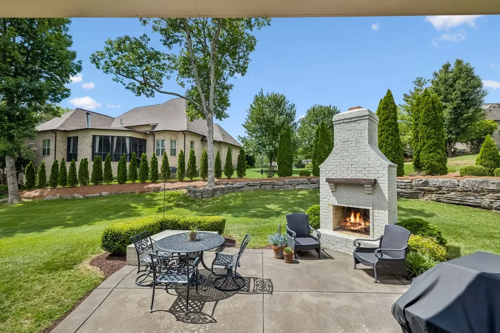 2005 Clifton Johnston Court Nolensville TN 37135
