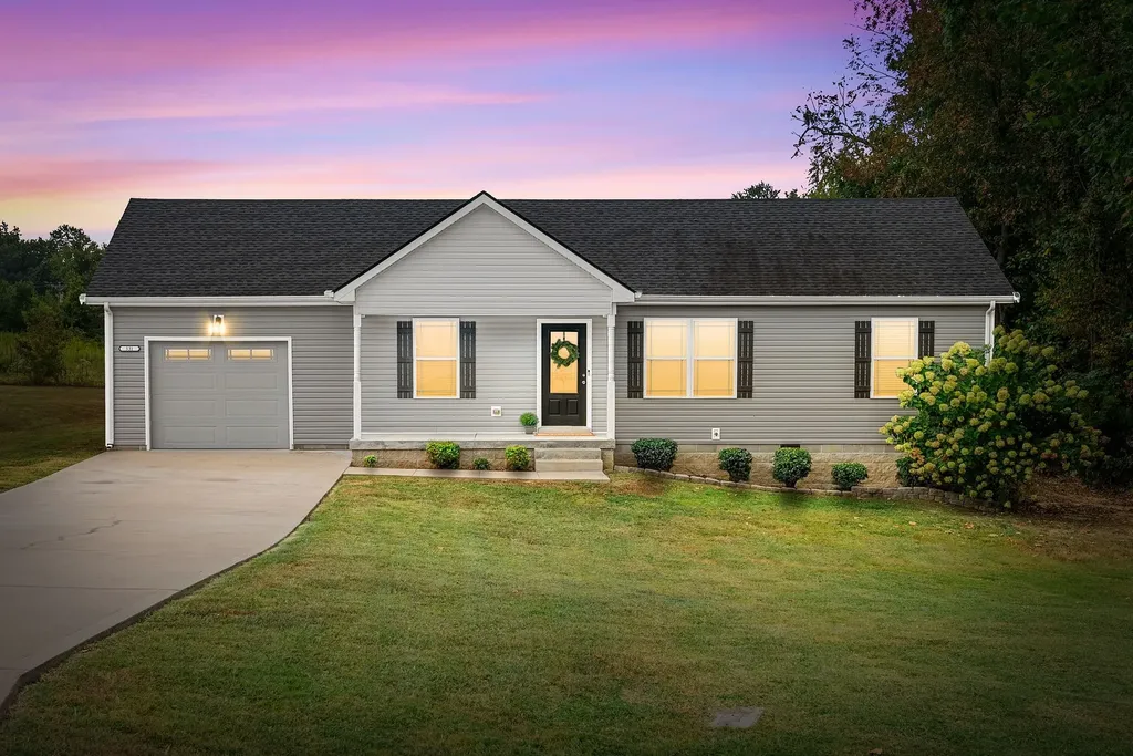 331 Woodale Drive Clarksville TN 37042