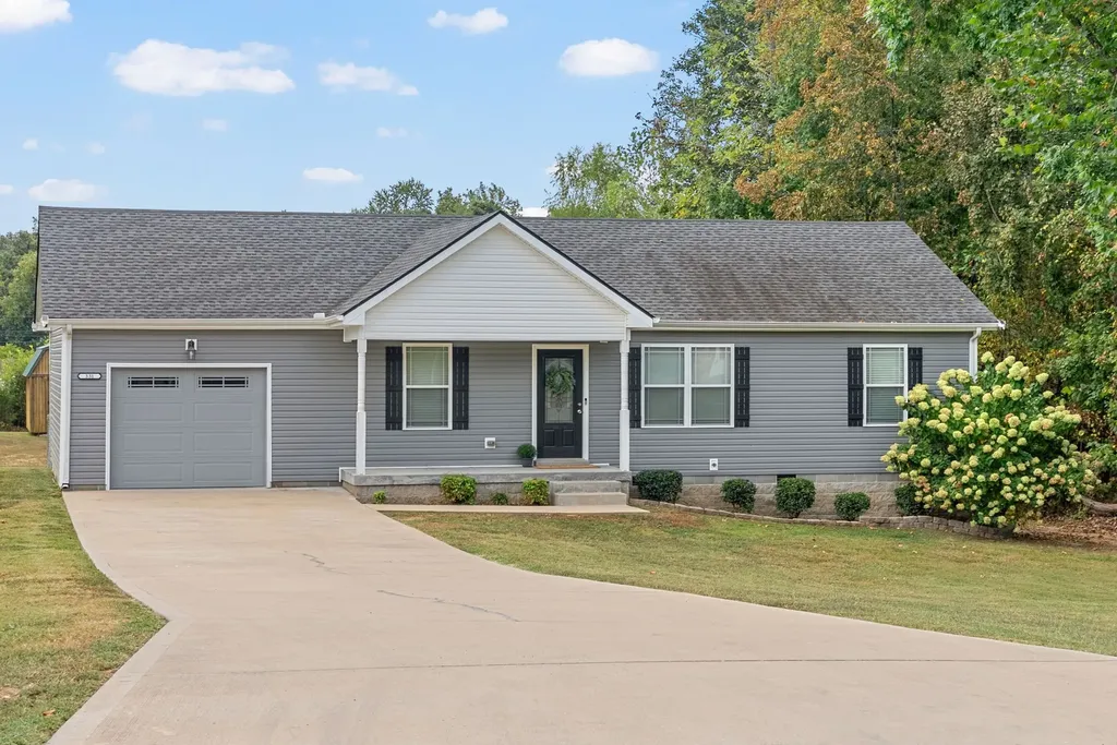 331 Woodale Drive Clarksville TN 37042