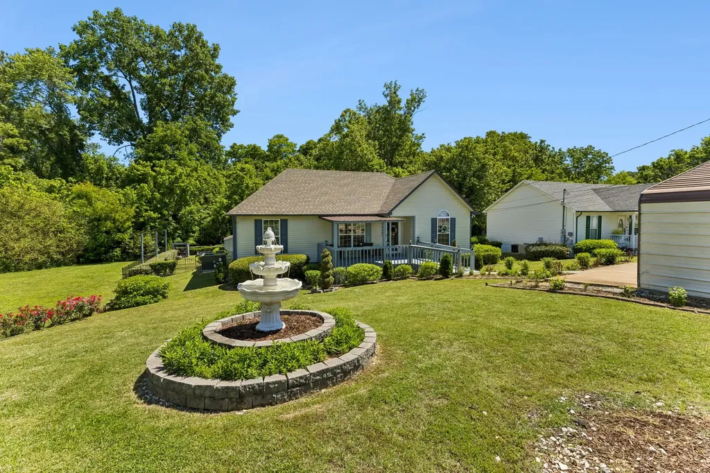 2407 Keith Drive Columbia TN 38401