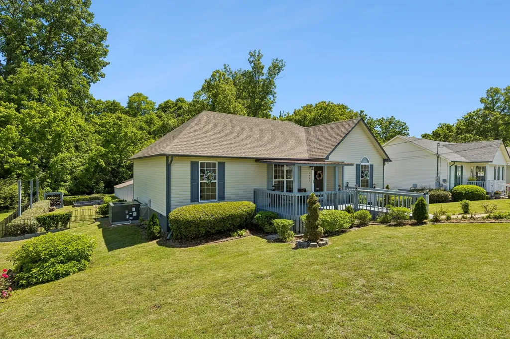2407 Keith Drive Columbia TN 38401