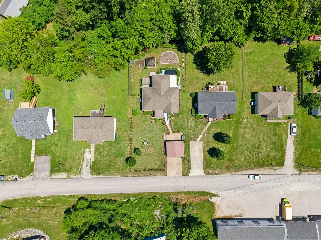 2407 Keith Drive Columbia TN 38401