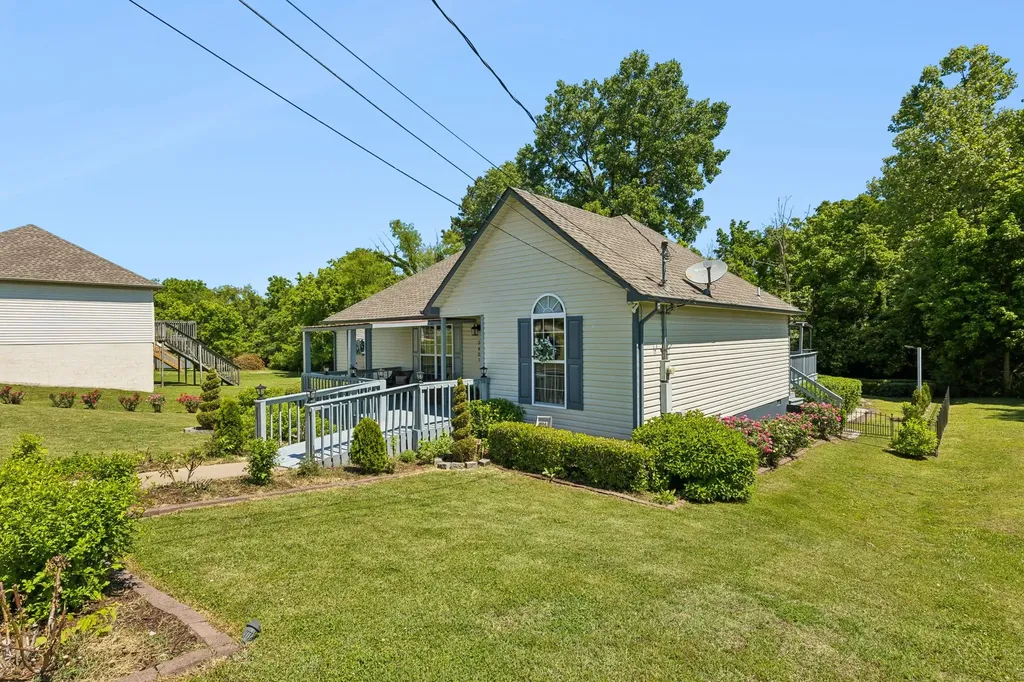 2407 Keith Drive Columbia TN 38401