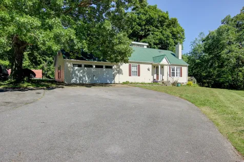 4507 Highway 48 Cumberland Furnace TN 37051
