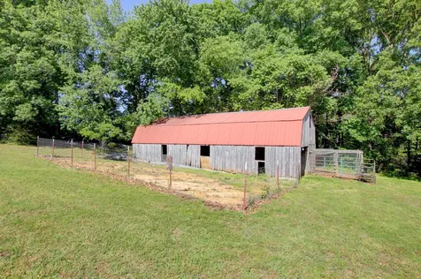 4507 Highway 48 Cumberland Furnace TN 37051