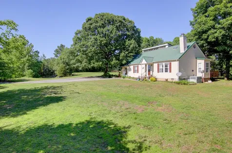 4507 Highway 48 Cumberland Furnace TN 37051