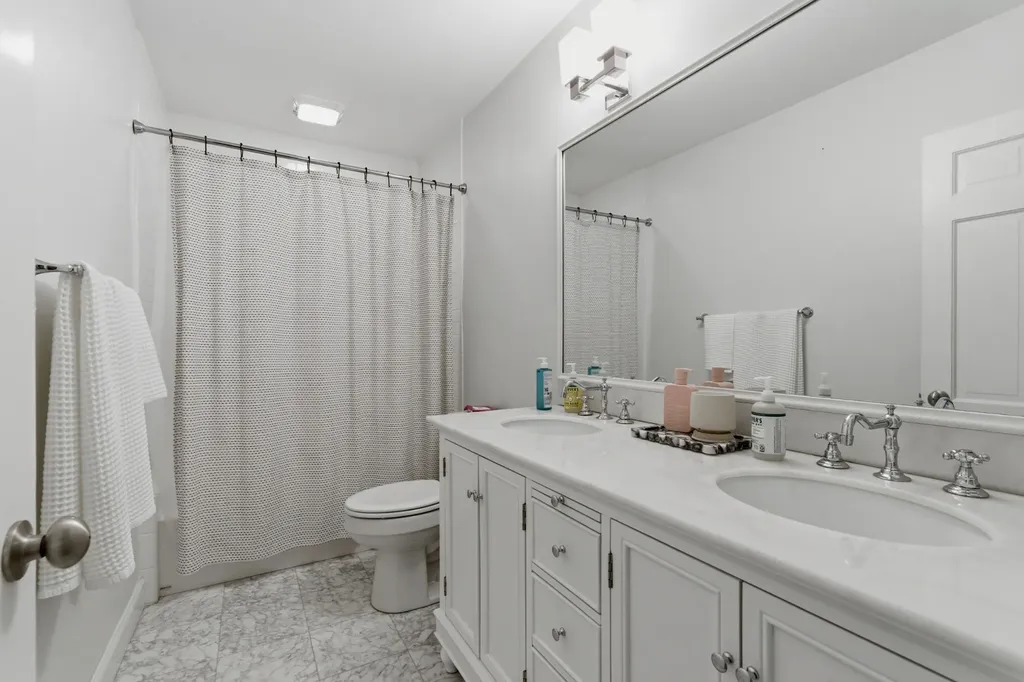 2833 Sugar Tree Road Nashville TN 37215