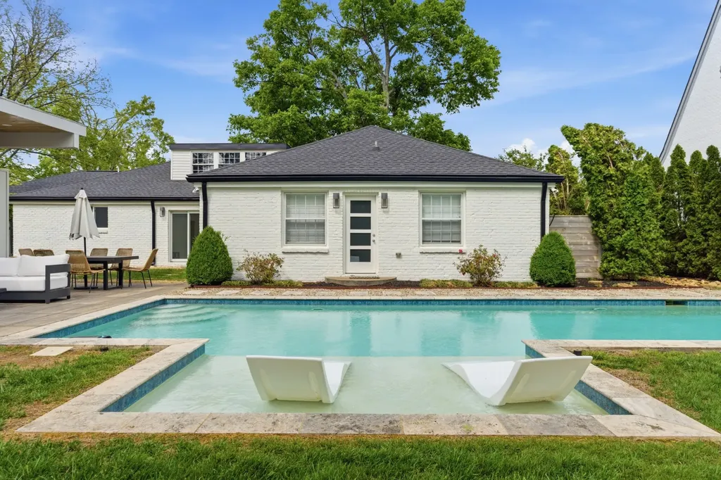 2833 Sugar Tree Road Nashville TN 37215