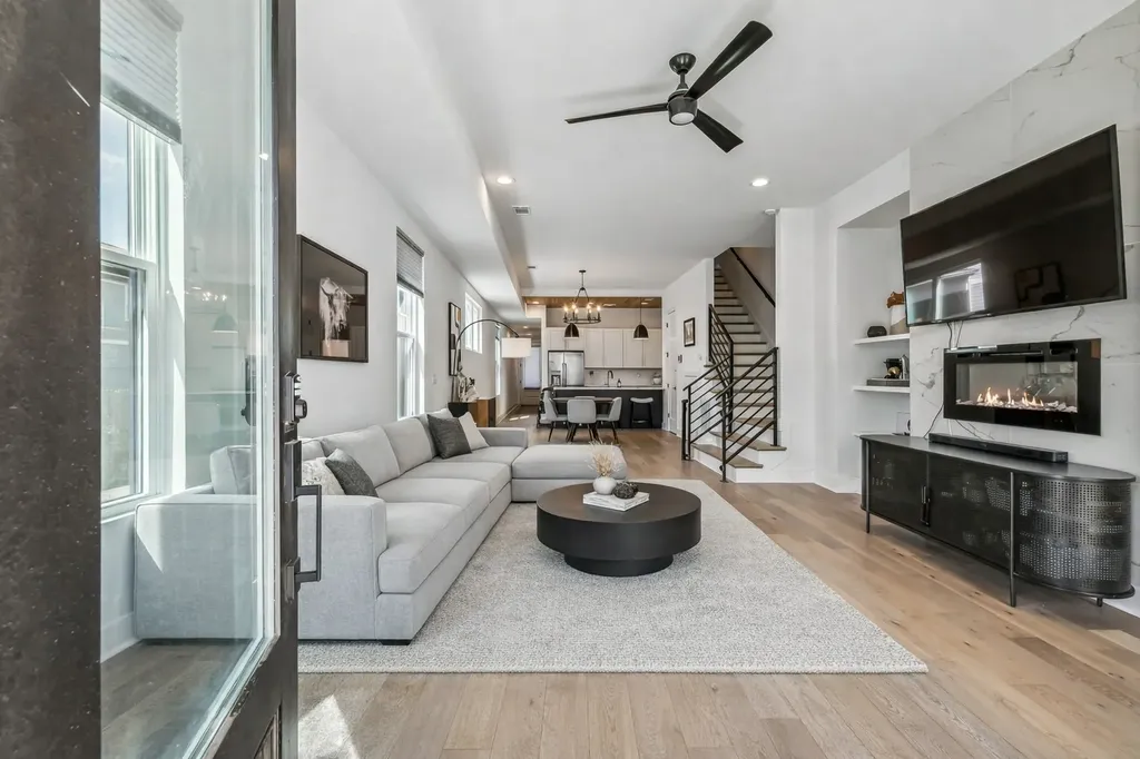 1728B Pecan Street Nashville TN 37208