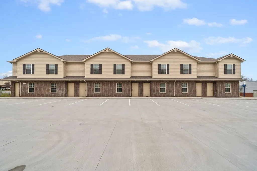 931 Professional Park Drive Clarksville TN 37040