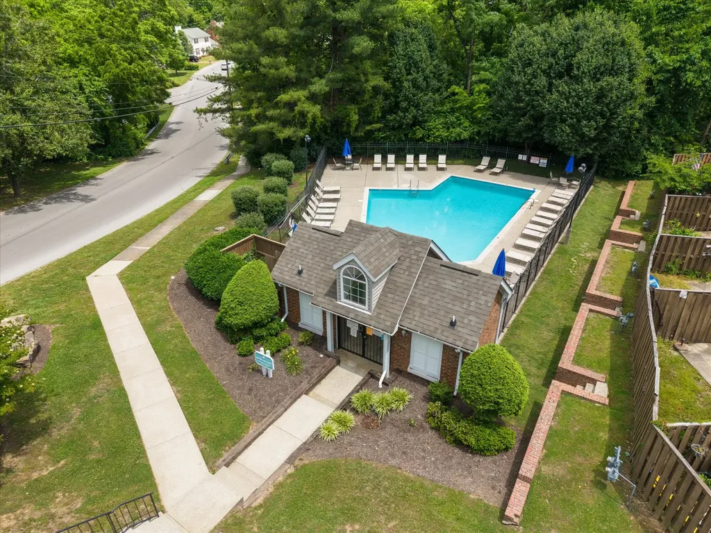 365 Yorkshire Circle Nashville TN 37211