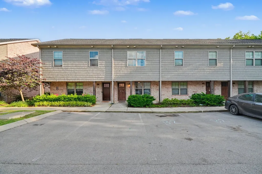 2506 E Main Street Murfreesboro TN 37127