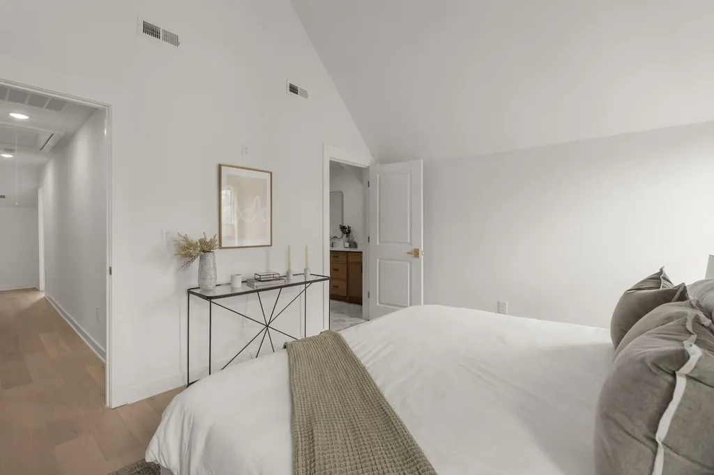 919 Cheatham Place Nashville TN 37208
