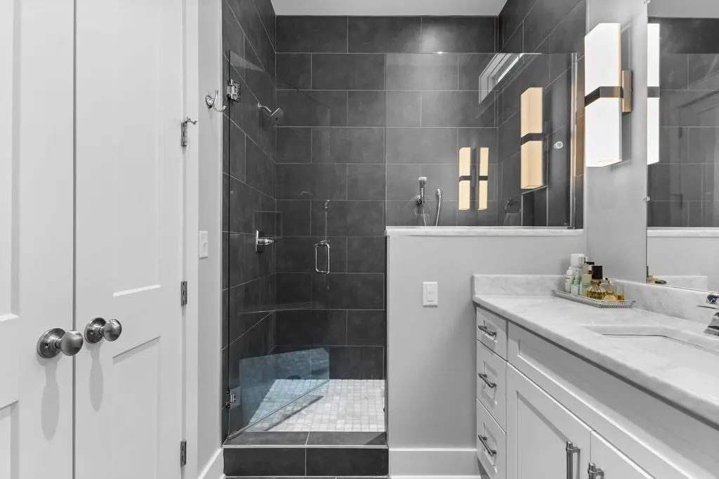 911 Cahal Avenue Nashville TN 37206