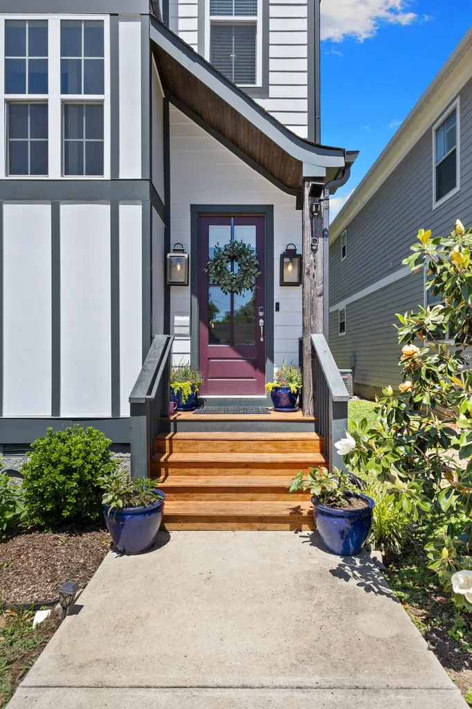 911 Cahal Avenue Nashville TN 37206