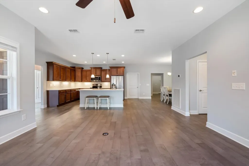 2326 Stonecenter Lane Murfreesboro TN 37128