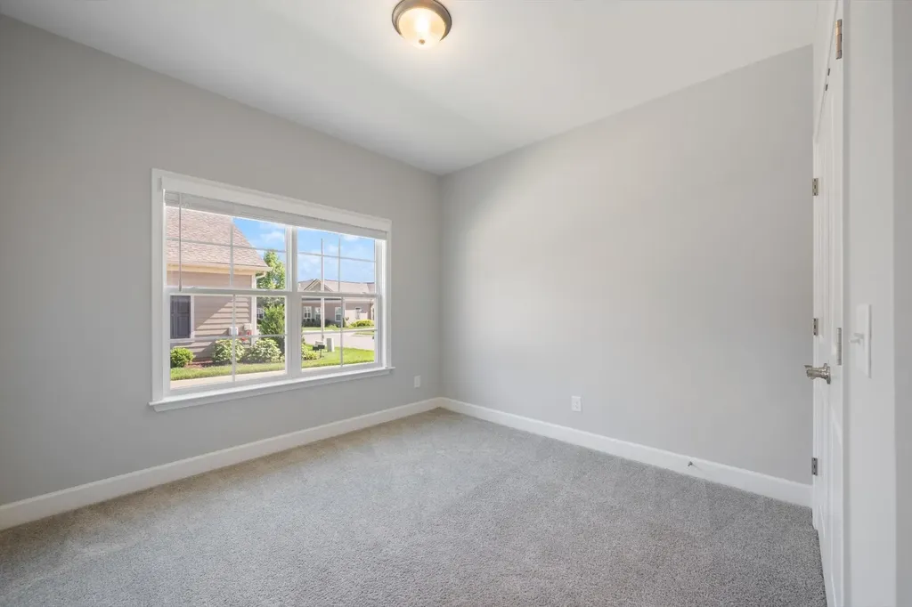 2326 Stonecenter Lane Murfreesboro TN 37128