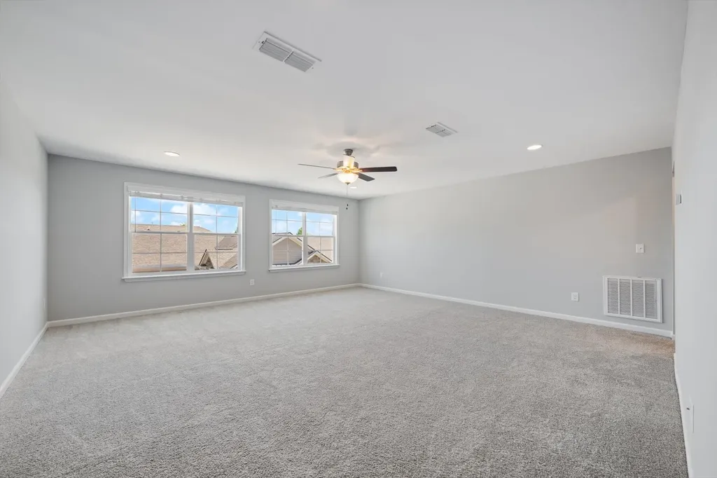 2326 Stonecenter Lane Murfreesboro TN 37128