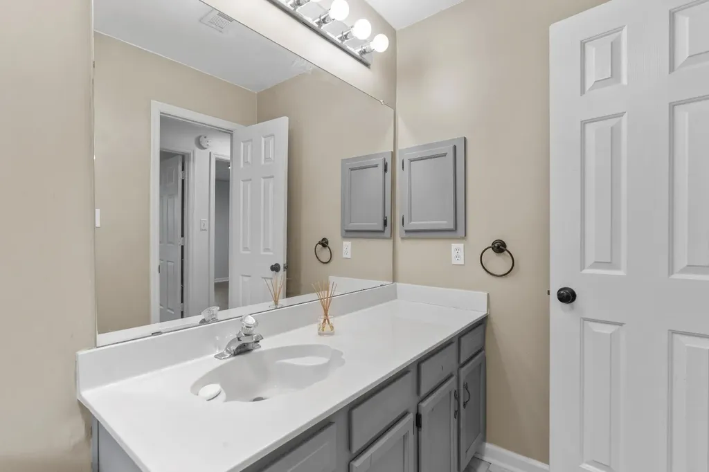 1020 Bret Ridge Drive Hermitage TN 37076