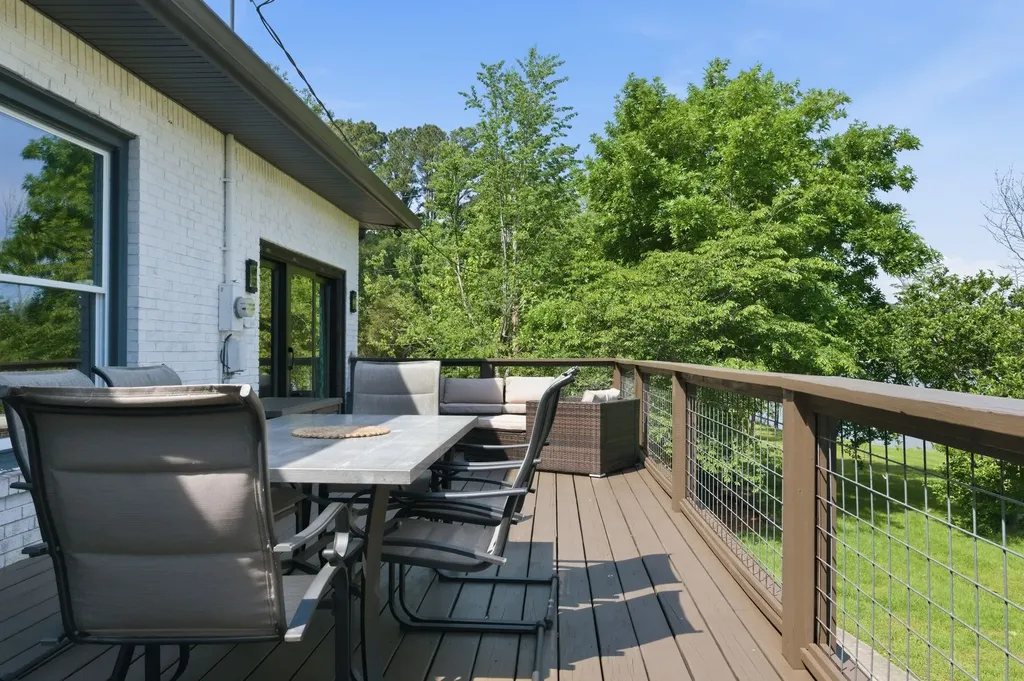 1014 Lakeview Circle Ashland City TN 37015
