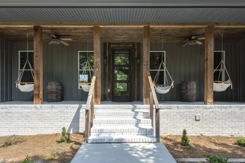 1014 Lakeview Circle Ashland City TN 37015