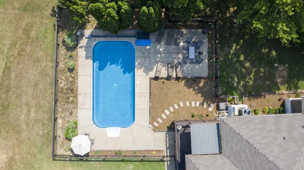 1014 Lakeview Circle Ashland City TN 37015