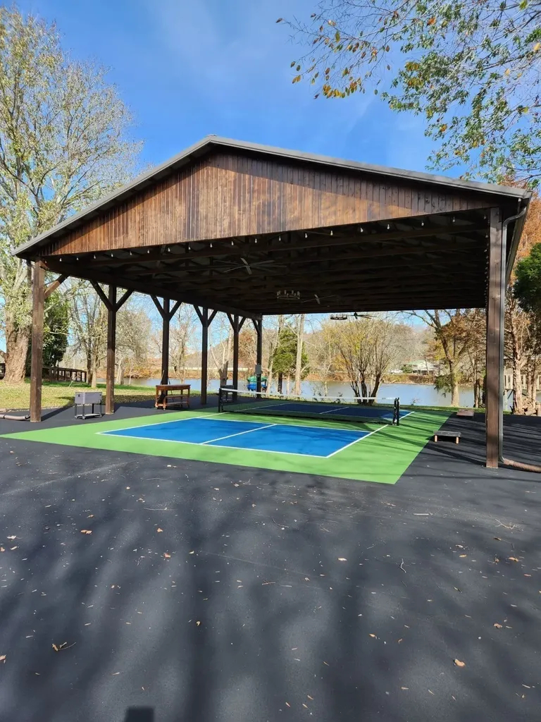 1014 Lakeview Circle Ashland City TN 37015