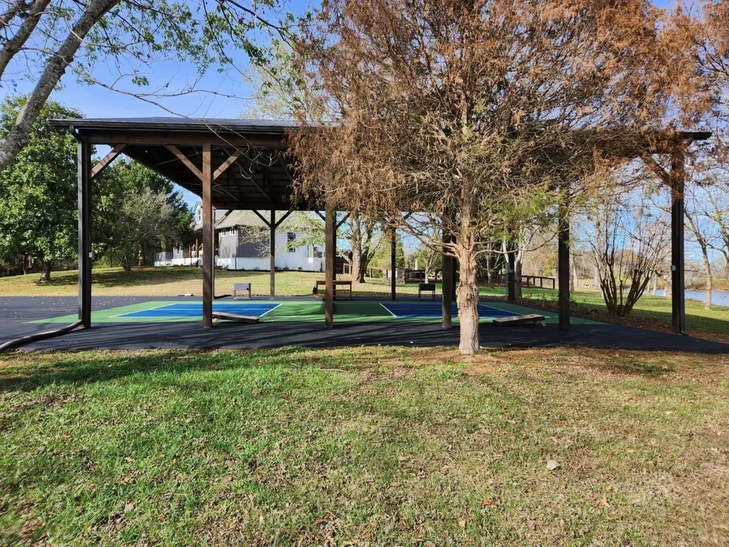 1014 Lakeview Circle Ashland City TN 37015