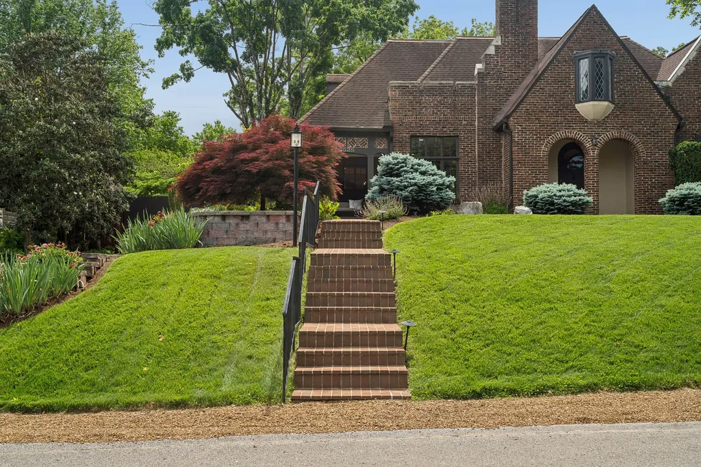 3635 Valley Vista Road Nashville TN 37205