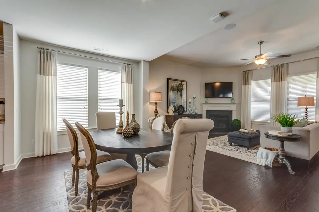 483 Lacewing Lane Clarksville TN 37043