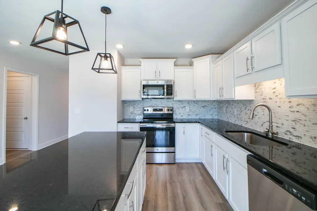 433 Pomeroy Drive Clarksville TN 37042