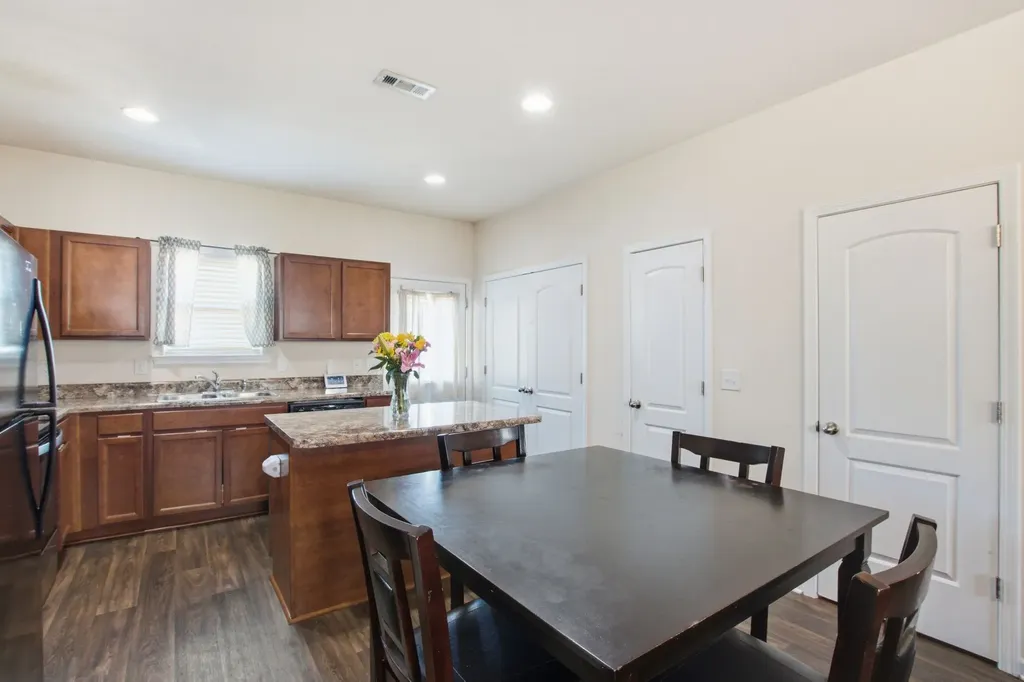 351 David Bolin Drive La Vergne TN 37086