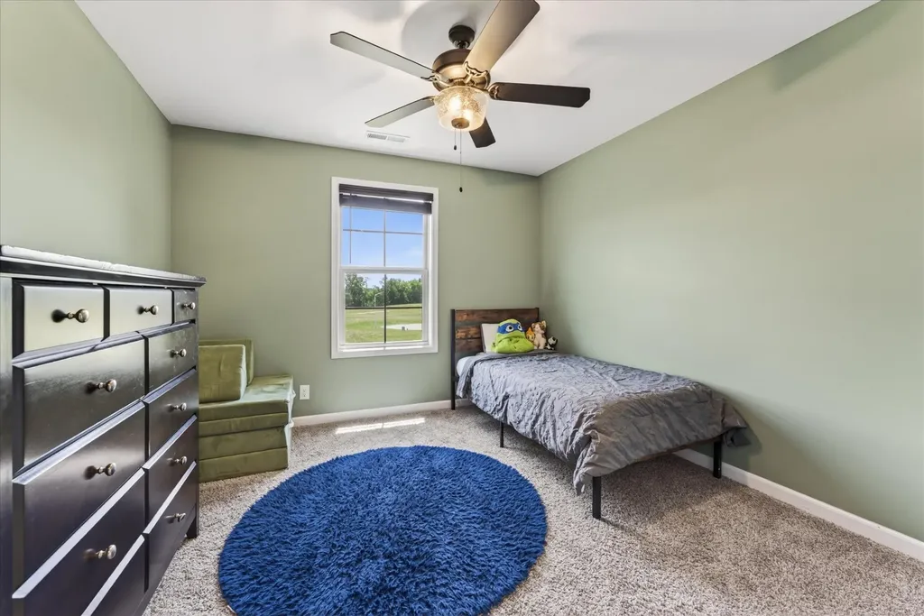 689 Elm Street Clarksville TN 37040