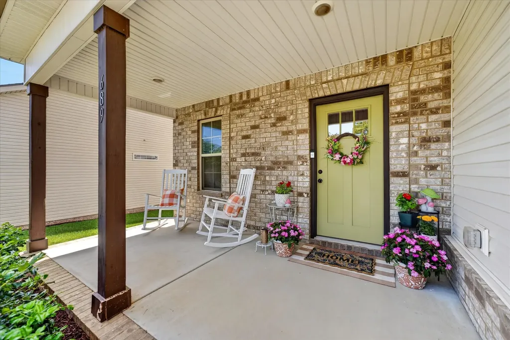 689 Elm Street Clarksville TN 37040