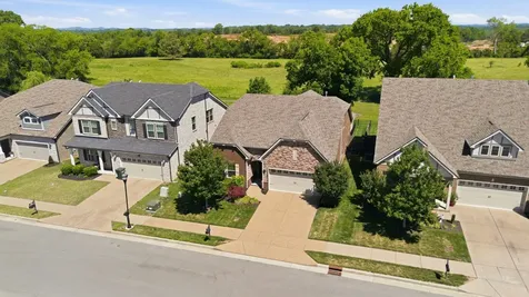 5001 Riverbank Drive Hermitage TN 37076