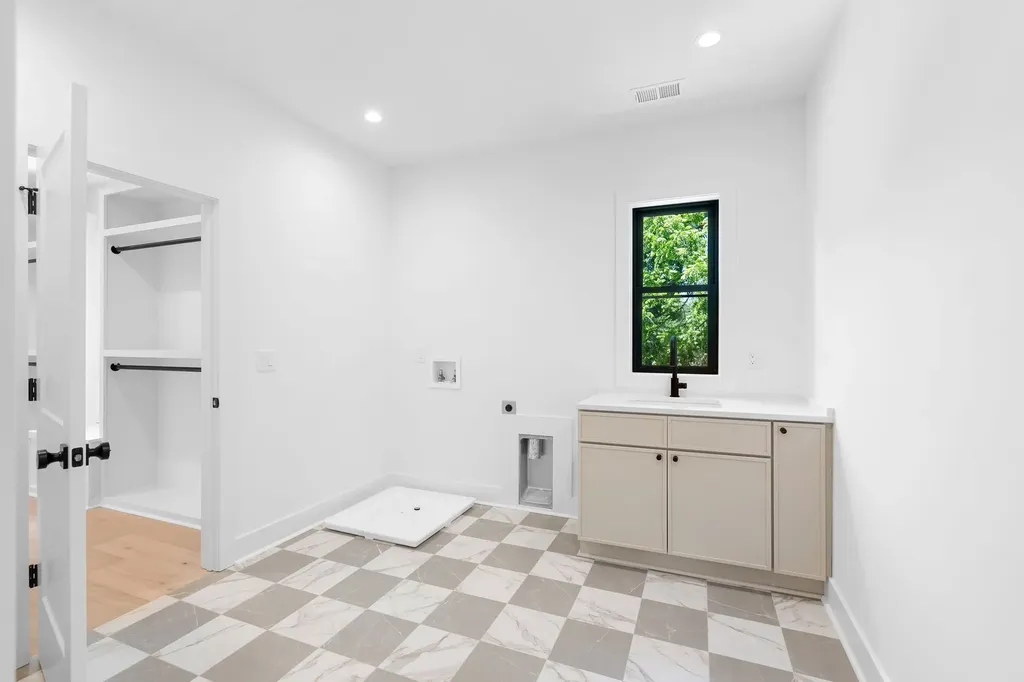 540B American Road Nashville TN 37209