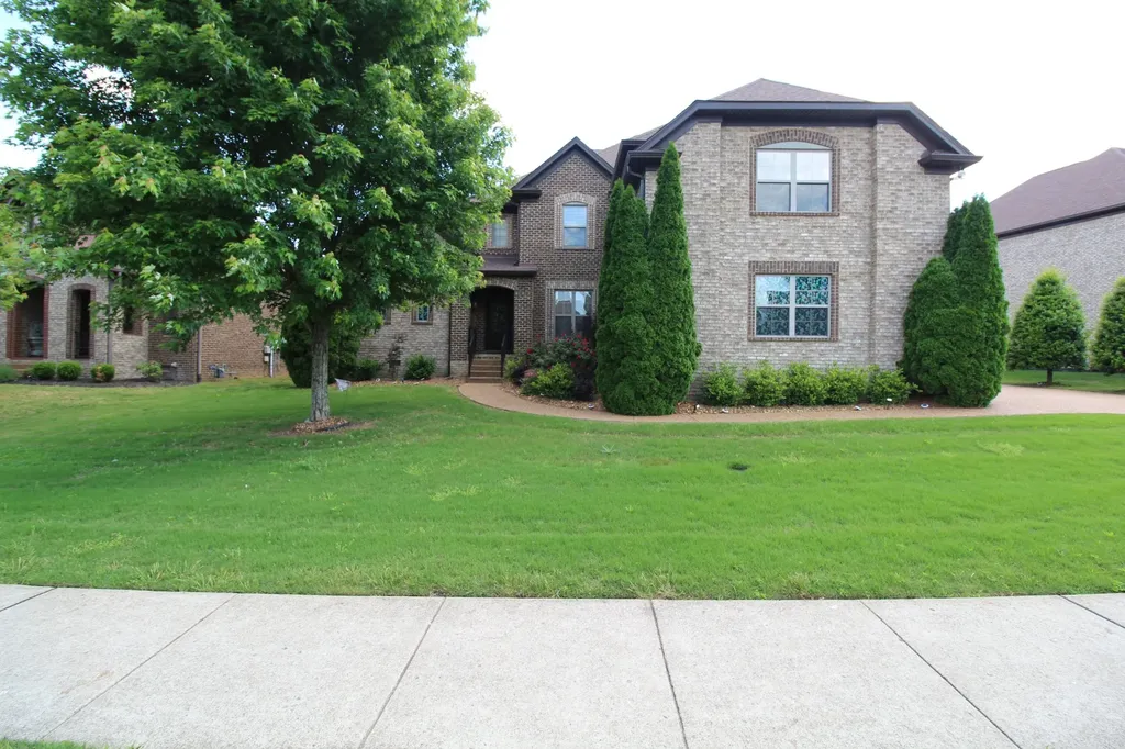 337 Crooked Creek Lane Hendersonville TN 37075