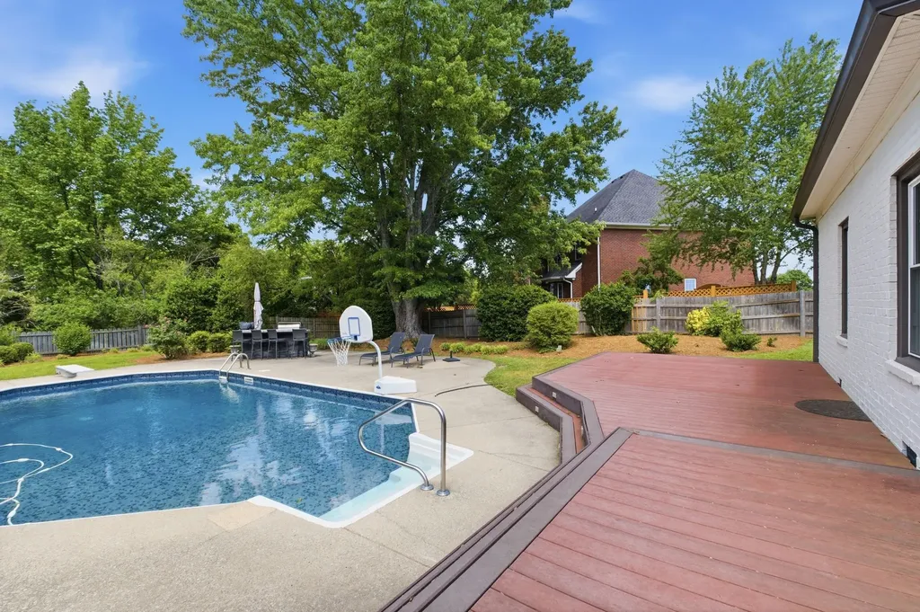 424 Martingale Drive Franklin TN 37067