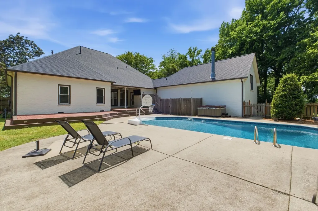 424 Martingale Drive Franklin TN 37067